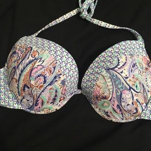 Victoria’s Secret Halter Top 34DD